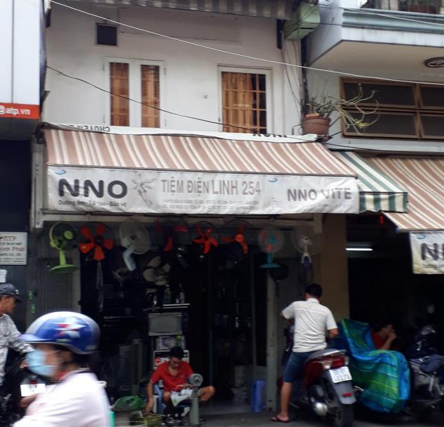 Nhà mặt tiền Nguyễn Giản Thanh - Cửu Long, P15, Q10 cần bán (3.8x18m), 2 lầu. Vị trí KD đẹp Chỉ 13.5 tỷ.