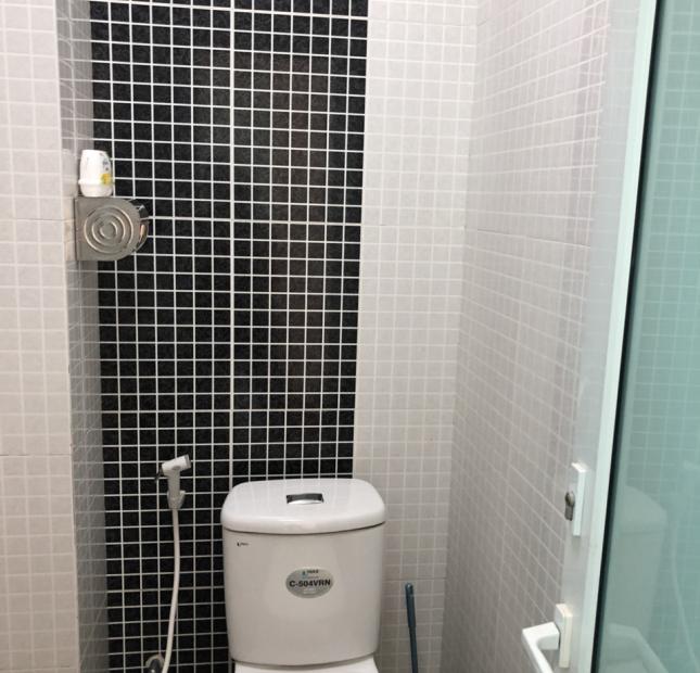 Bán nhà hẻm xe hơi trần Hưng đạo, Q5, DT 4x16m, nhà 3 lầu mới, xách vali vào ở ngay