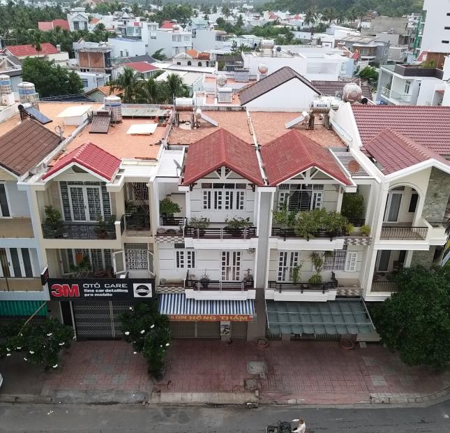 Bán căn hộ chung cư CT5-Vĩnh Điềm Trung, Nha Trang, giá chỉ 1320 triệu, nhà đẹp Lh : 0934797168