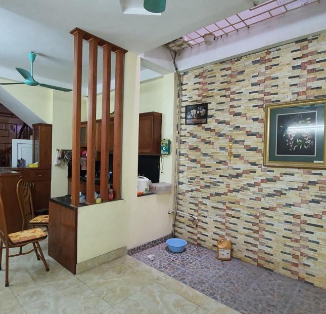 Bán nhà Triều Khúc, Thanh Xuân, Kinh doanh, 86 m2, 4 tầng, giá chỉ 4.1 tỷ. LH 0984094326