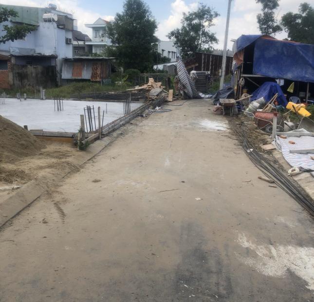 Bán lô đất giá rẻ xây dựng tự do, mặt tiền hẻm xe hơi Huỳnh tấn phát - Phường Phú Thuận Q7