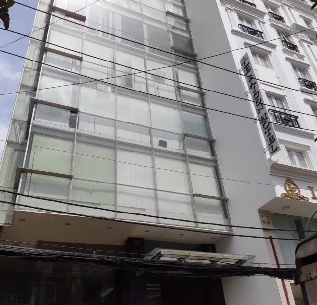 Cho thuê gấp mặt bằng tầng trệt khách sạn 29 Thủ Khoa Huân, P. Bến Thành, Q1. 4x20m, giá 45tr