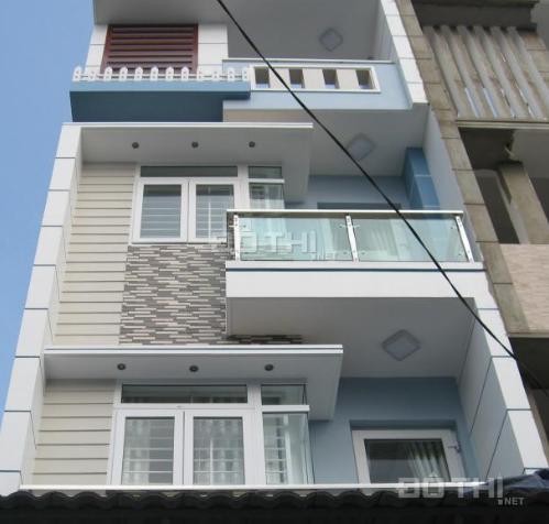 Cần bán nhanh nhà chính chủ, đối diện chung cư Tân Phong, DT: 5 x 21m giá 2n7ty. LH: 0909 174 916 Mỹ Linh 