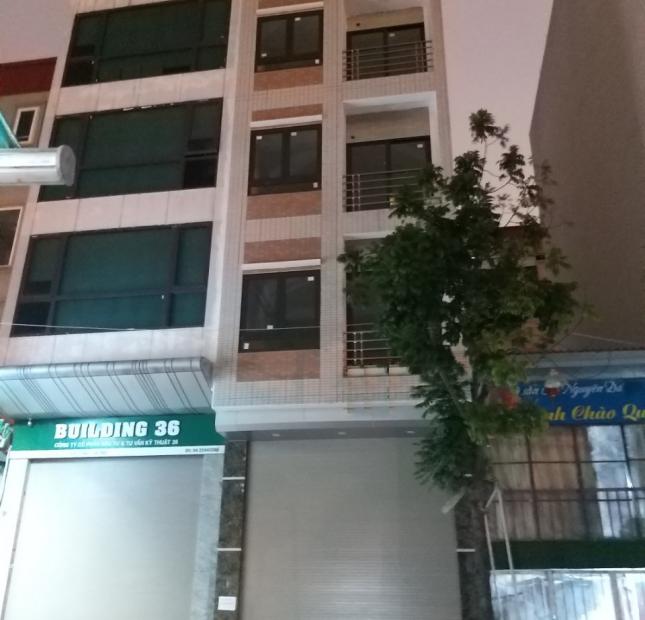Cho thuê nhà xây mới rất đẹp tại Nguyễn Xiển, 80mx 7T, có thang máy