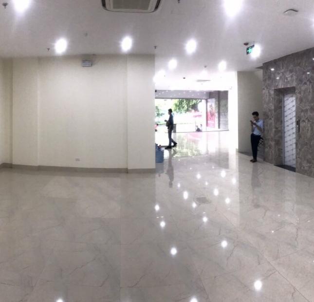 Cho thuê MBKD 130m2 x 2 tầng, mặt tiền 8m, mặt phố Nguyễn Văn Huyên, Cầu Giấy, HN. 