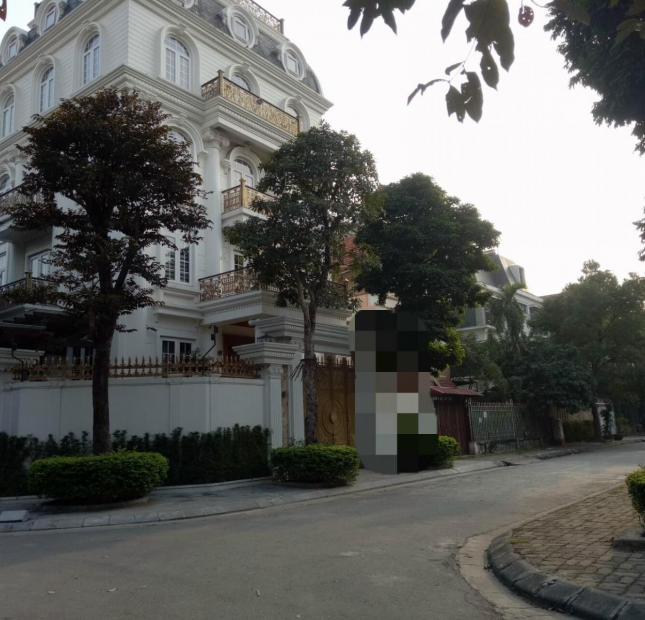 Bán Biệt Thự chính chủ Yên Hòa, Trần Kim Xuyến, Cầu Giấy 300m2 3 tầng MT 17m – giá 45 tỷ