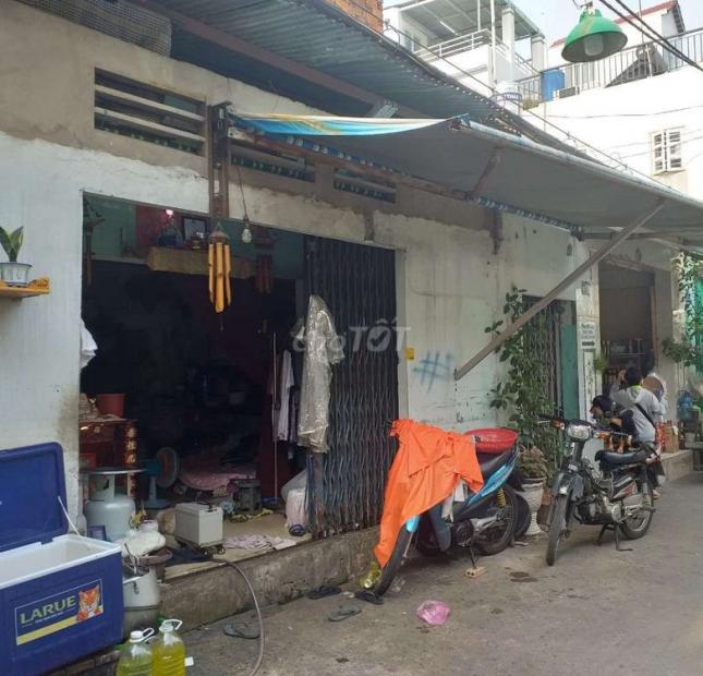 Bán nhà nát đường Nguyễn Kiệm, P4, Phú Nhuận, DT 140m2 đất, giá 9,7 tỷ