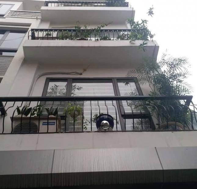 TIN MỚI! Bán nhà đẹp Lương Khánh Thiên 35m, 5 tầng, ngõ phân lô 10m ra ô tô