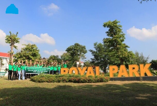 Nhà thiết kế đẹp khu đô thị Royal Park_112m2