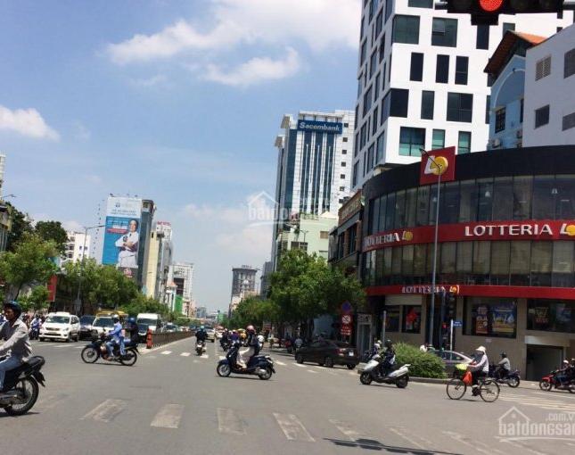 Cho thuê nhà nguyên căn làm nhà hàng, đường Phan Xích Long, Phú Nhuận 8x20m, 3.5 lầu, giá 162 tr
