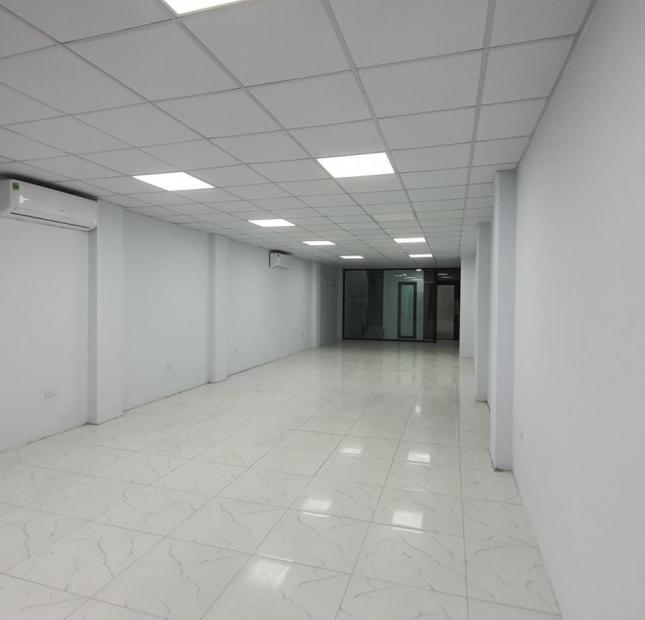 Cho thuê văn phòng đẹp giá tốt tại tòa nhà 111 Hoàng Văn Thái, Hà Nội DT 60 - 80, 10$/m2