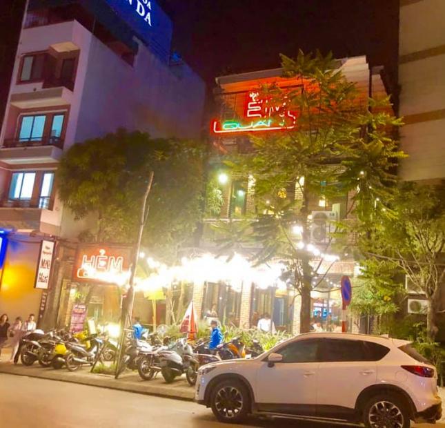 Bán nhà đẹp nhất ngã Ba MP Hoàng Văn Thái 50m2, mặt tiền 4,2m, 11tỷ