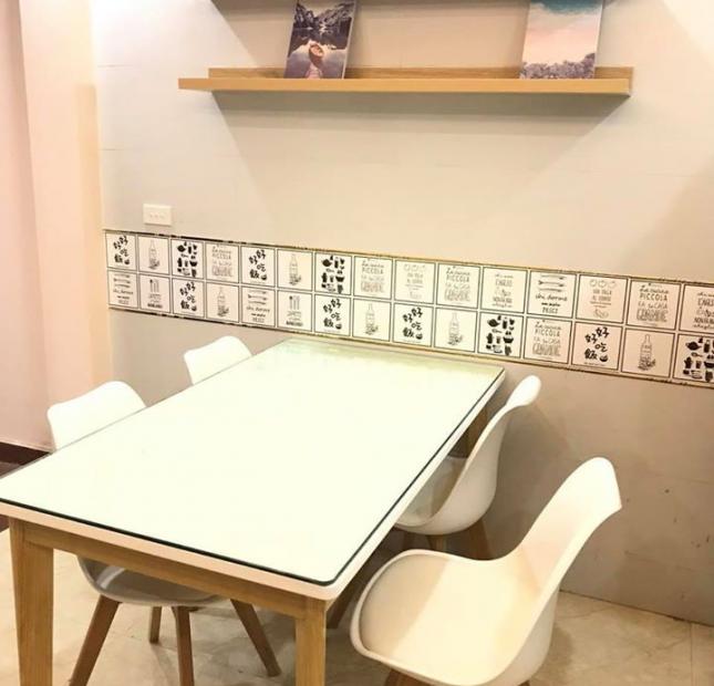 HOT, Võ Chí Công, Tây Hồ, Đẹp Long Lanh Vali Về Ở Luôn Tặng Nội Thất 5* , 35m2, chỉ 4,45 tỷ Có TL