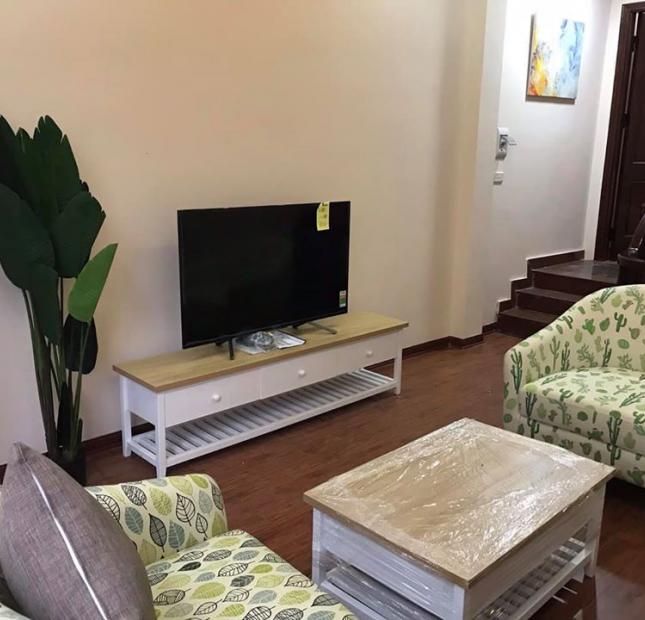 HOT, Võ Chí Công, Tây Hồ, Đẹp Long Lanh Vali Về Ở Luôn Tặng Nội Thất 5* , 35m2, chỉ 4,45 tỷ Có TL