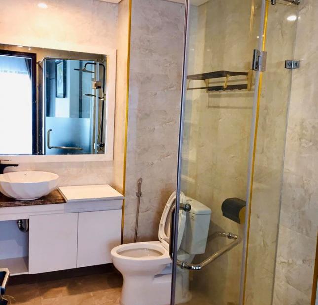 Khách Sạn 8 tầng MP VIP quận Cầu giấy, Mặt tiền 8.5m cho thuê 80tr/thg giá 24 tỷ.