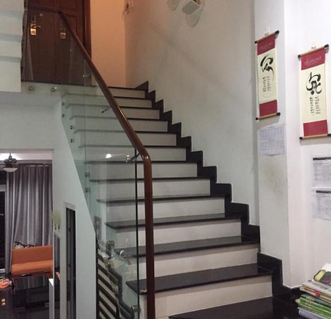 Cần vốn bán gấp MT Đường 100 Bình Thới Q11 4 lầu nở hậu phong thủy tốt giá chỉ 10.7 tỷ 
