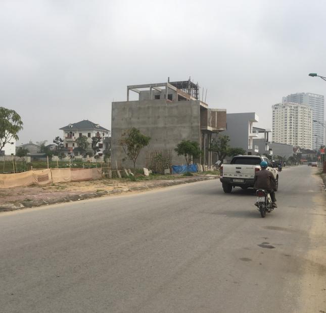 Chính chủ cần bán lô đất mặt đường Nguyễn Xuân Ôn, tp Vinh, Nghệ An