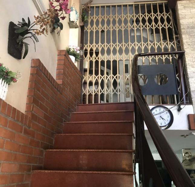 Bán nhà MT Nguyễn Trãi Nguyễn Biểu 3,5 x 25m, nhà 3 lầu giá rẻ nhất.