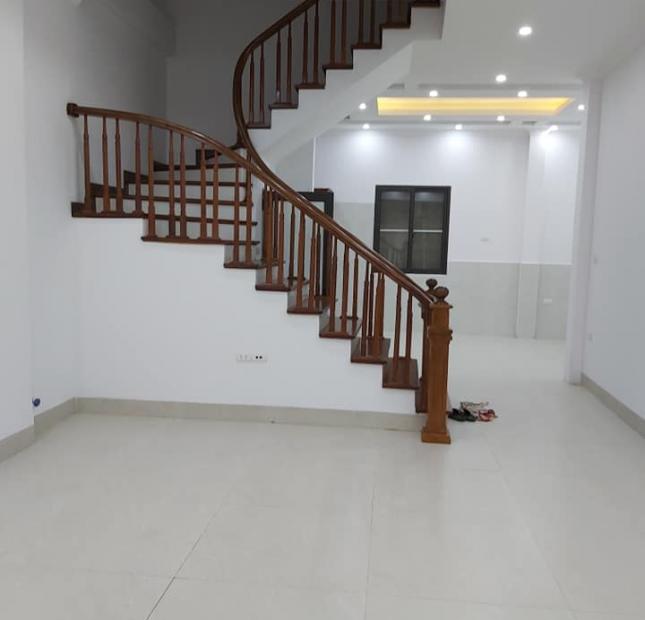 Mới! nhà Hoàng Ngân ~60m2 5T mới đẹp ngõ ôtô 6 tỷ