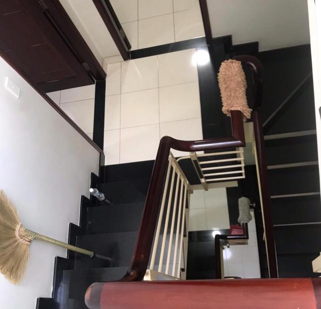 Cần tiền bán gấp nhà hẻm xe hơi Nguyễn Trãi quận 5 4.2x17m giá chỉ hơn 11 tỷ