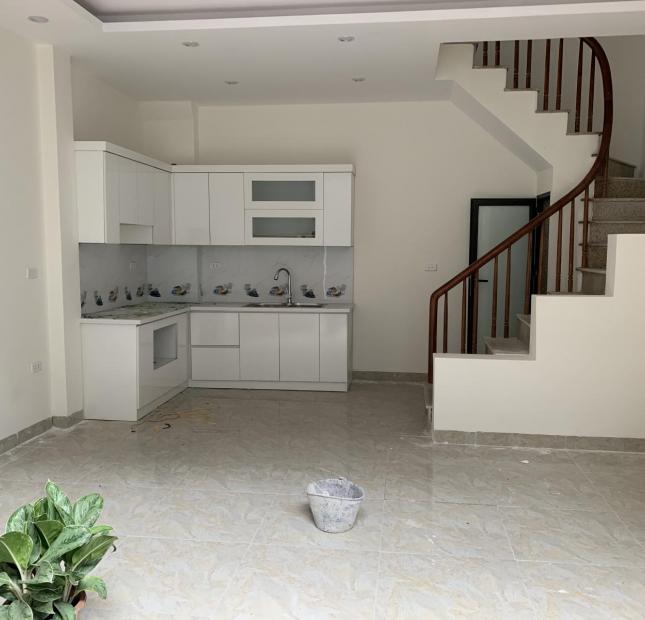 Bán nhà ngõ Gốc Đề 31m, 5 tầng, MT 5m, PL, 3.3 tỷ