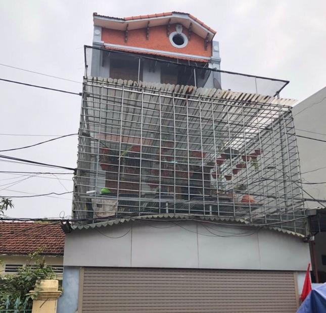 Bán nhà 3 tầng ,ngõ 15 Điện Biên Phủ, Tích Sơn, Vĩnh Yên. 2.2 tỷ. S: 115m2