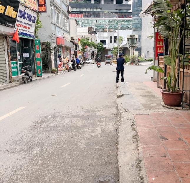RẺ ĐẸP,  Mặt phố Dịch Vọng – Cầu Giấy DT 60m2, MT 7m, Lô Góc Nhỉnh 14 tỷ.