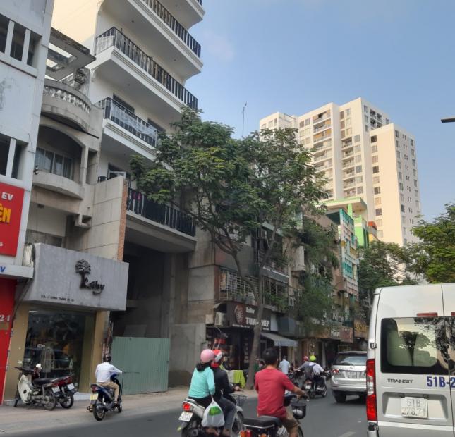 Bán nhà mặt phố, căn góc, 4 tầng, đường Hoàng Văn Thụ, P8, Phú Nhuận, DT 6x18, giá 34 tỷ