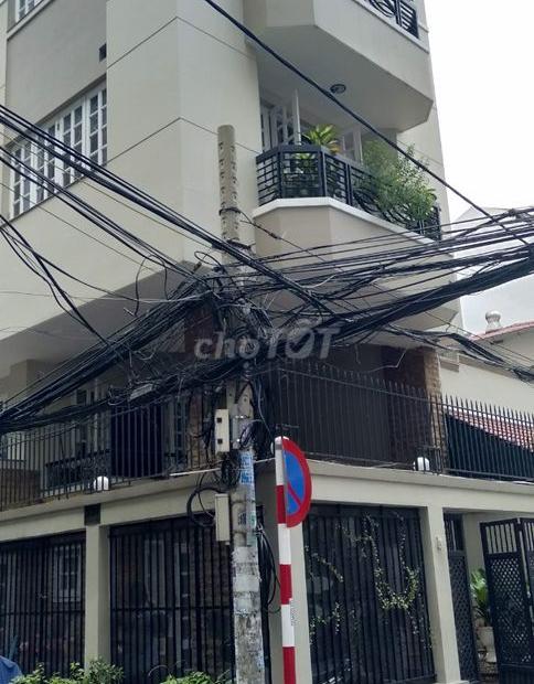 Bán gấp biệt thự góc đường Cao Thắng, P5, Q.3, dt 240 m2, 1 trệt, 2 lầu, 55 tỷ