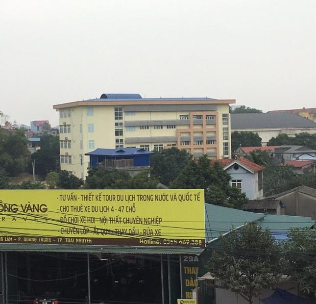 Bán nhà mặt phố Đê Nông Lâm, TP Thái Nguyên MT: 17m nở hậu vị trí đẹp giữa 2 trường ĐH lớn hiện đang KD nhà hàng