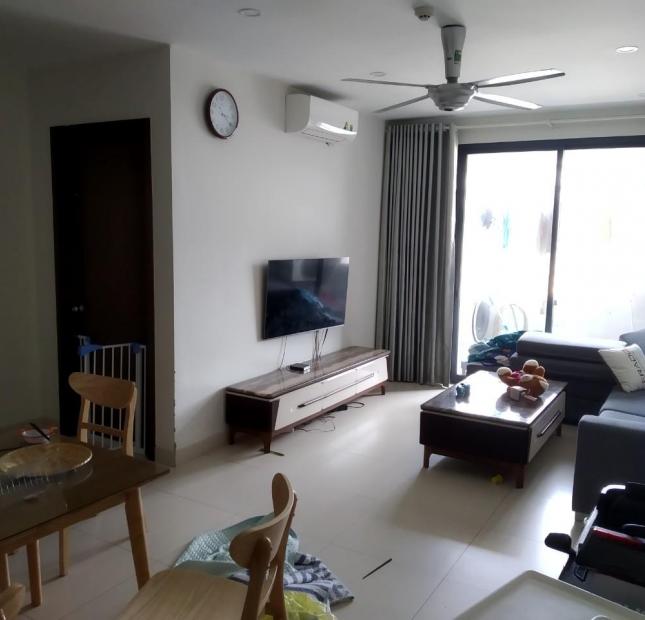 Bán căn hộ chung cư FLC Complex 36 Phạm Hùng, Nam Từ Liêm căn 2PN ban công ĐN nhà view đẹp