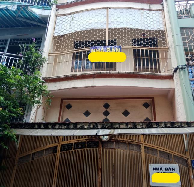 Chính chủ ở lâu năm bán nhà đường Bàu Cát, phường 14, Tân Binh, giá chỉ hơn 100tr/ m2