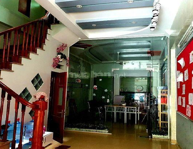 Cho thuê nhà Nguyễn Văn Huyên, 80mx 5T làm văn phòng, dạy học, spa