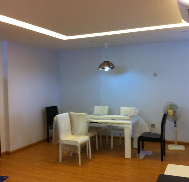 Cho thuê căn hộ chung cư Thăng Long Garden 250 Minh Khai, HBT căn góc 80m 2PN full đồ nhà đẹp