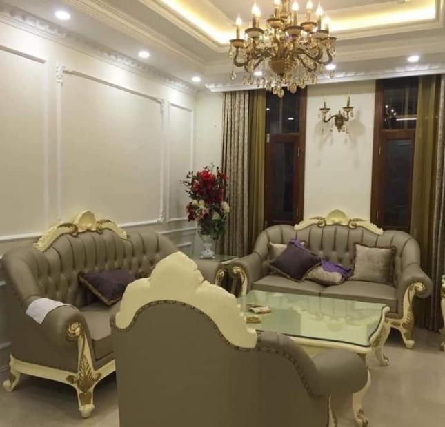 Nhà Đống Đa 5T Thang Máy, Gara, Tặng Nội Thất 4tỷ, 13.8tỷ