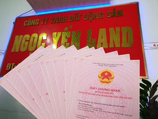  Đất của gia đình bán gấp ( Chính Chủ+Sổ đỏ +thổ cư) ,Xã Tân Hiệp Huyện Phú Giáo Tỉnh Bình Dương.