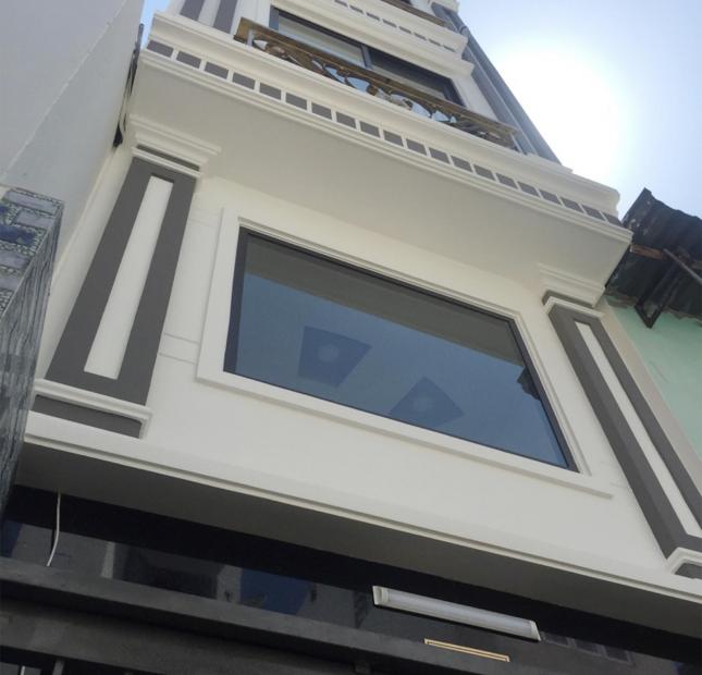 Bán nhà 5 tầng, đường Phan Văn Trị - Bình Thạnh, 45m2, 6.3 tỷ. LH: 0936694677