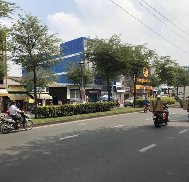 Cần bán nhà MT Hồng Bàng - Góc Phạm Đình Hổ Q6. - Diện tích: 6.2x19.5m, 1 trệt 1 lầu, 28 tỷ