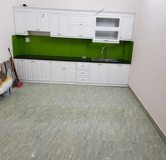 Chỉ 7.7 tỷ - Cần bán gấp nhà Ngõ 19 Kim Đồng 55m2x 4 Tầng. 