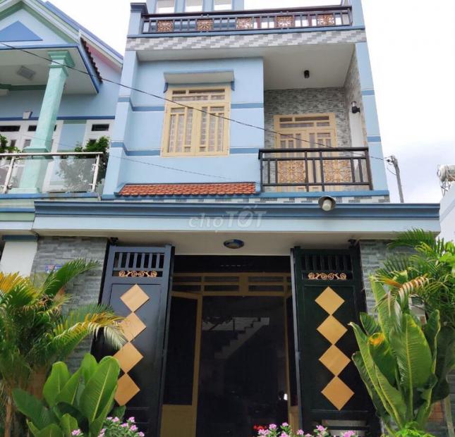 Bán gấp nhà hẻm 5m đường Trần Bình Trọng Q.5, giá 5 tỷ.