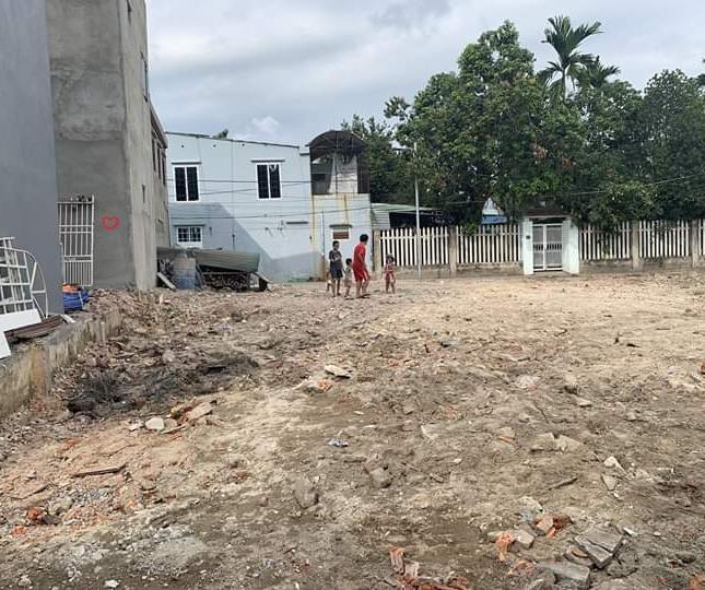 Bán giá sập sàn lô đất ở gần Cơ quan hành chính P. Hòa Minh.
