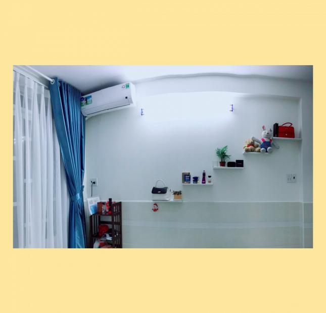 Nhà Tân Bình,Phường 10, Trần Văn Quang giá rẻ, đẹp, ở liền