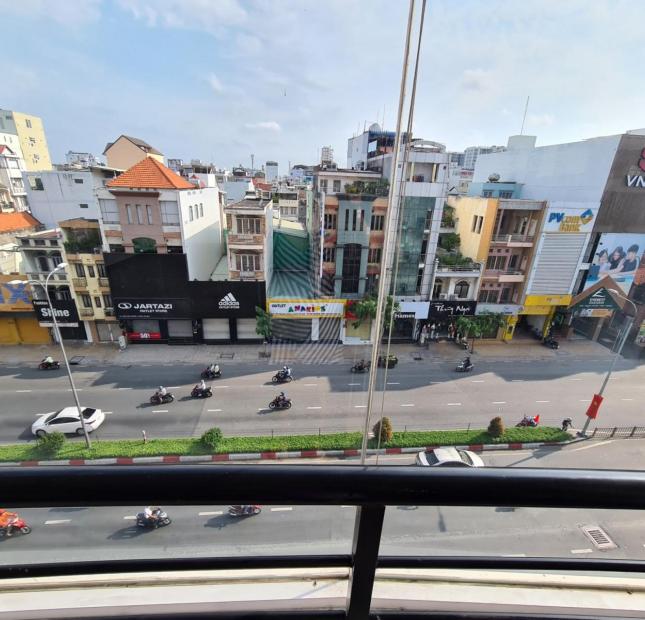 Chính chủ cần tiền gấp bán rẻ nhà CMT8 Q.3 cho thuê 90tr/tháng DT 5x18m giá 18 tỷ LH 0909746977