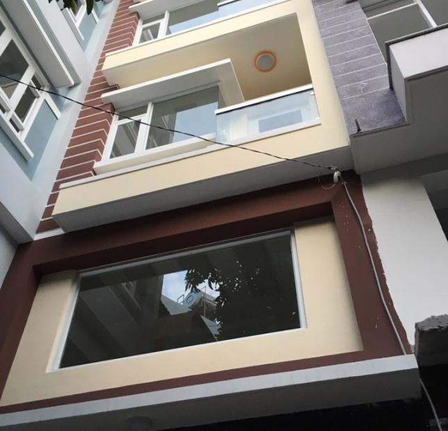 Bán Building mặt tiền Quận 1. DT: 7.8x20m, vuông đéc. Thu nhập khủng. giá 62 tỷ còn đầu tư tốt