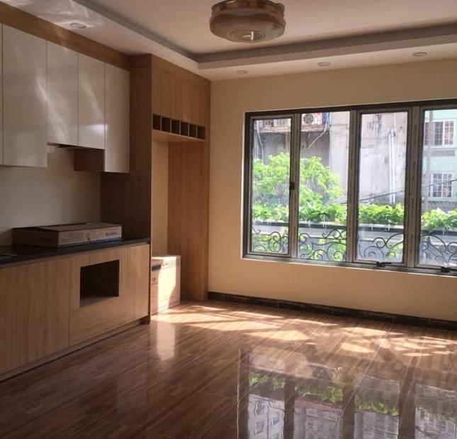 Gia đình cần tiền bán nhanh nhà Minh Khai, nhà mới ở luôn 40m x 5T 3.3 tỷ