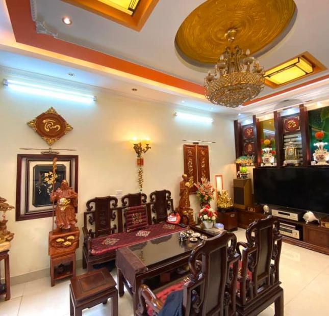             Thanh Nhàn, cách mặt Phố 30m2, ô tô đỗ cửa 6 tỷ 6