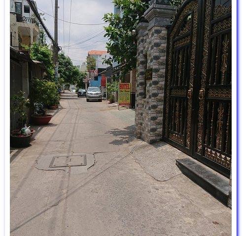 Bán nhà HXH 5m đường Thái Thị Nhạn, P10, Tân Bình. DT:42m2, giá 4,5 tỷ TL