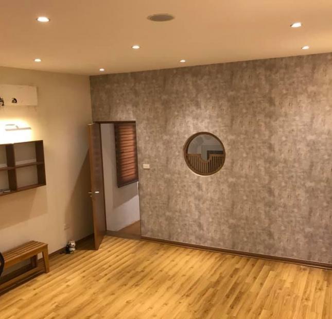 Bán nhà Hai Bà Trưng, ô tô 7 chỗ quay đầu, vào nhà 7 tỷ 2