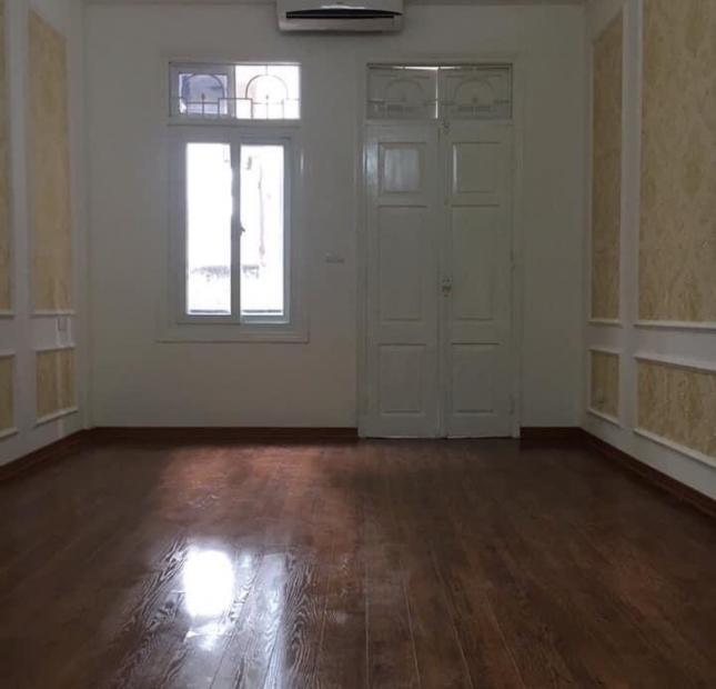 Bán gấp nhà Minh Khai, sổ đẹp nở hậu, nhà mới ở luôn 30m x 4T 2.4 tỷ