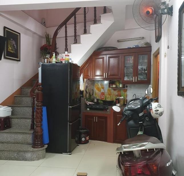 Bán nhà Minh Khai, ngõ Hoà Bình 7, ngõ rộng sổ riêng chỉ 2 tỷ